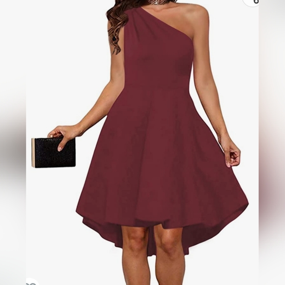 Sarah Mathews One Shoulder Dress - Picture 2 of 5